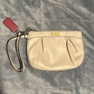 COACH white with pink interior leather‎ wristlet clutch